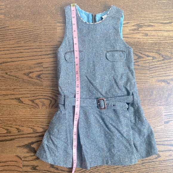 Burberry gray herringbone tweed wool dress with belt, size 5, fully lined. - Picture 10 of 13